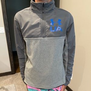 Under Armour 3/4 zip. Brand new condition. YLarge
